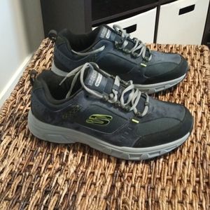 Skechers extra wide fit shoes